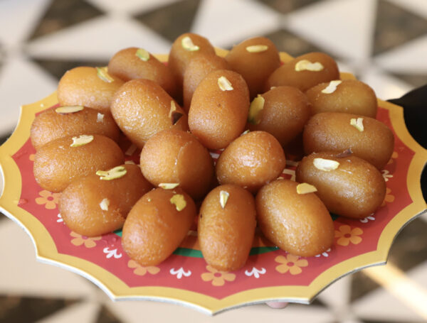 Sheerni Gulab Jamun online.